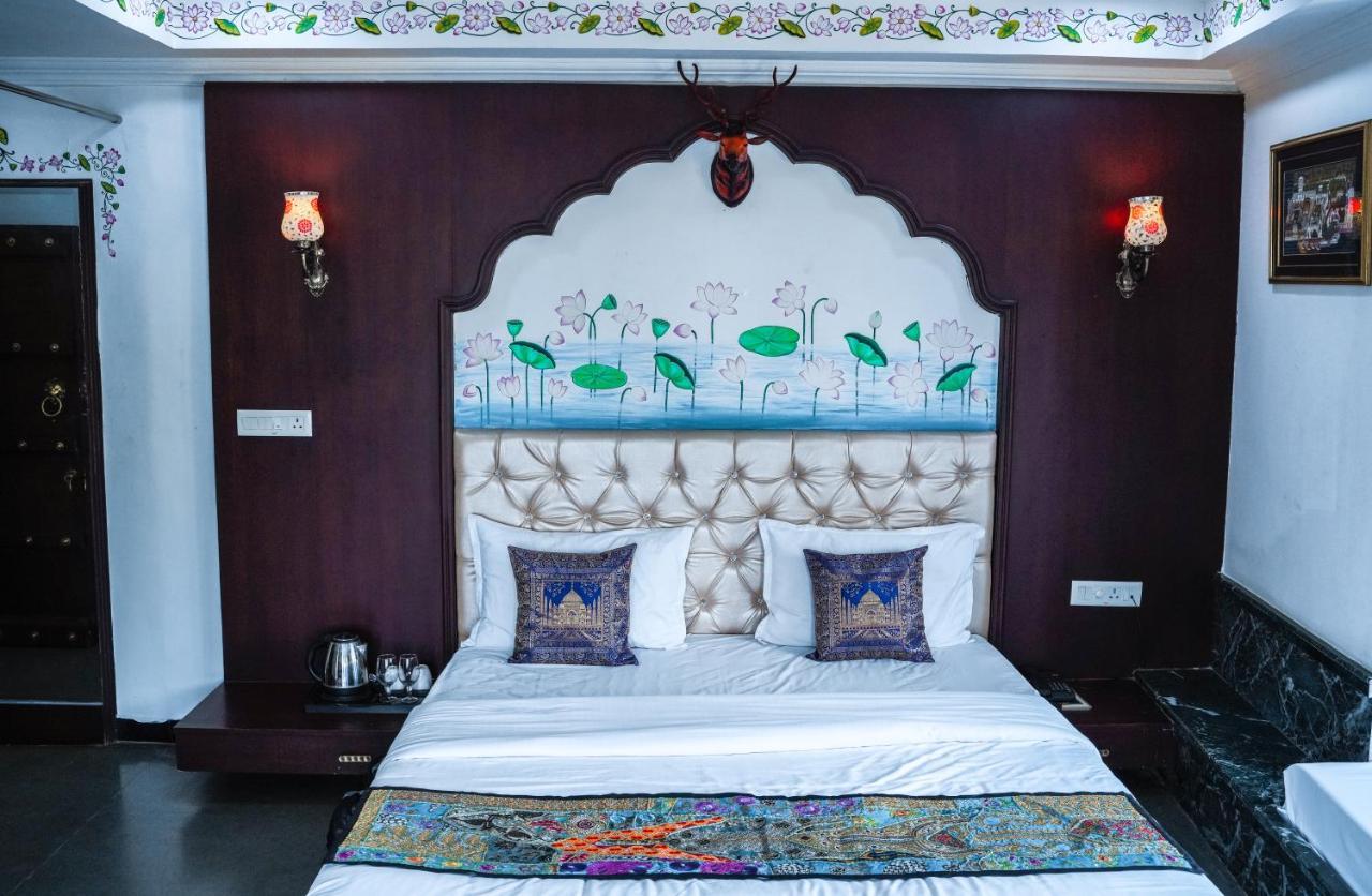 Hide-In Udaipur - A Lake View Boutique Hotel 外观 照片
